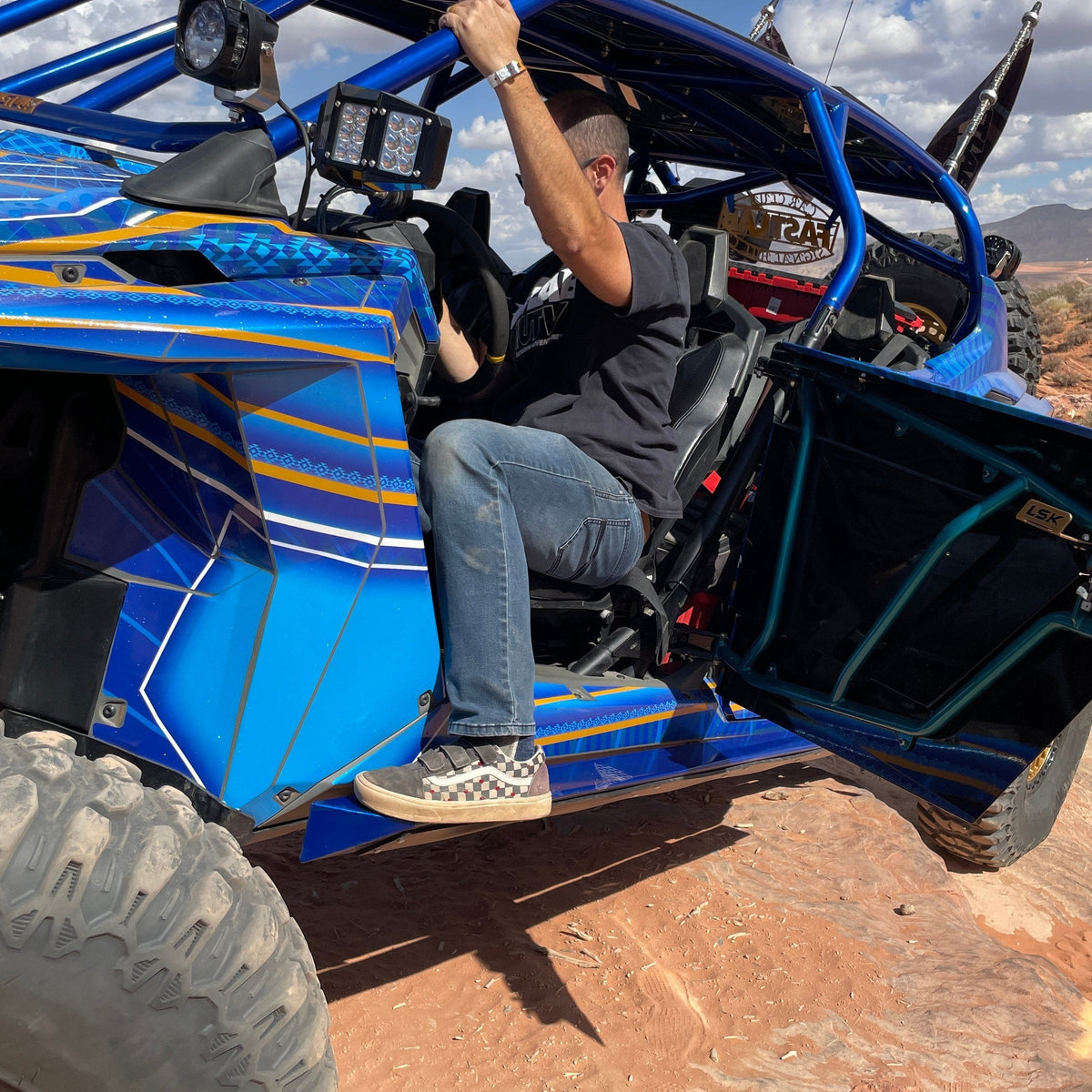 Polaris RZR Pro R / Turbo R / Pro XP 4-Seat Rock Slider Steps-FastLab UTV-Texture Black-Black Market UTV