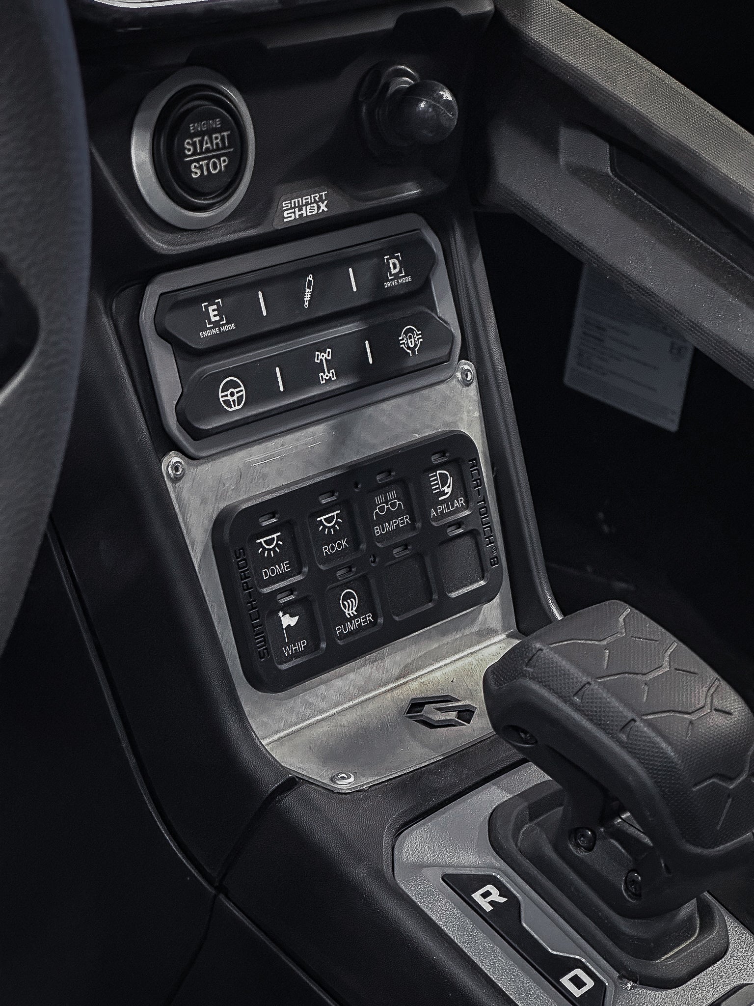 CAN-AM MAVERICK R - SWITCH PRO DASH MOUNT-Accessories-Geiser Performance-Black-8 Panel-Black Market UTV