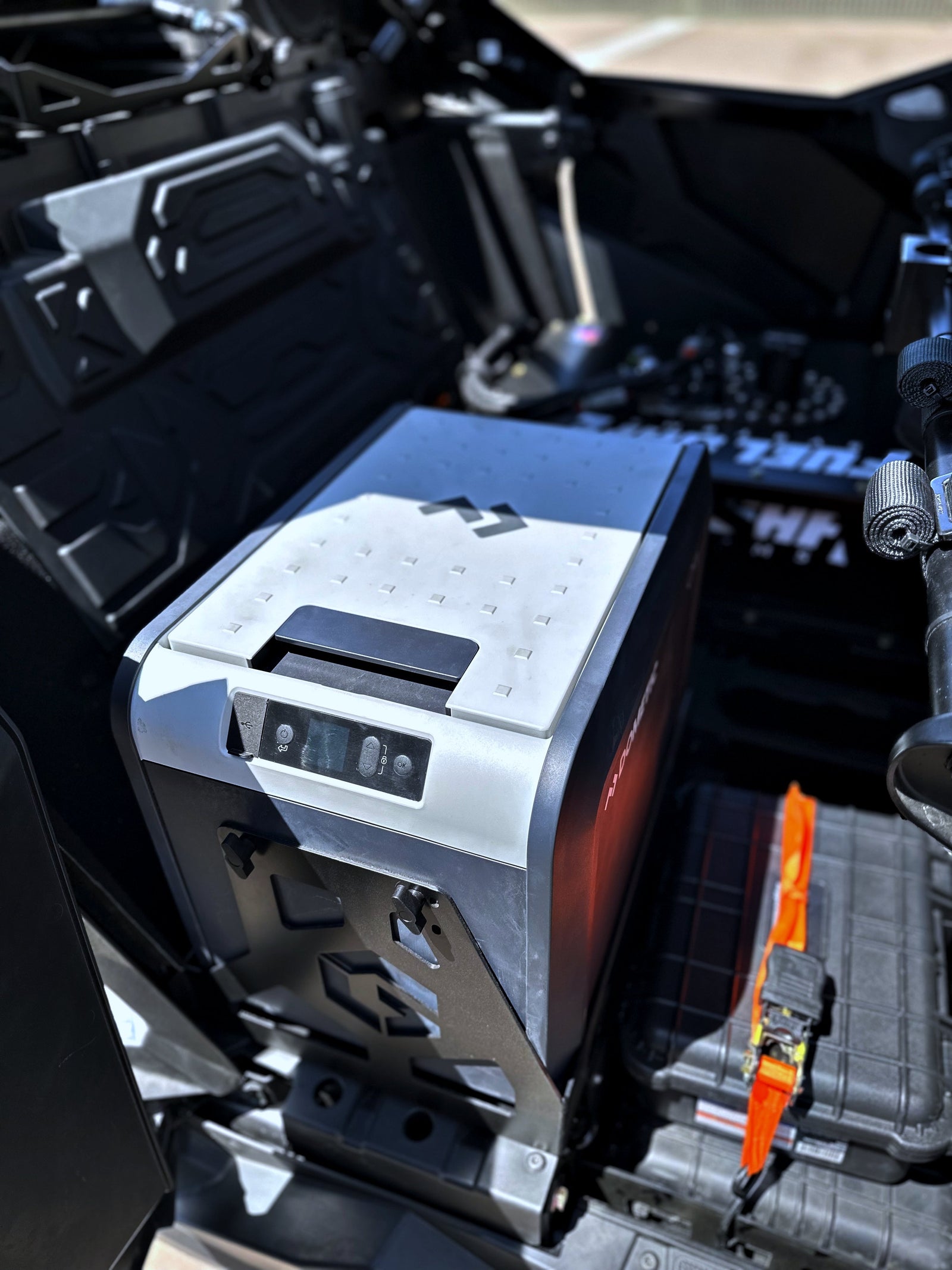 POLARIS TURBO R & PRO R - DOMETIC COOLER MOUNT-Geiser Performance-2022-2024-Black Market UTV